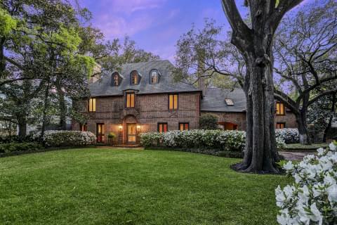 3023 Chevy Chase Dr